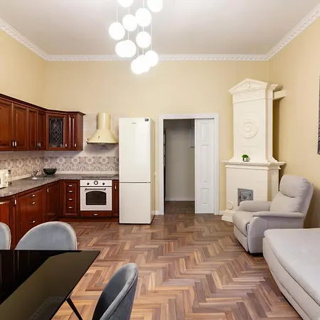 Leogrand On Nalyvayka 14-1 Apartment